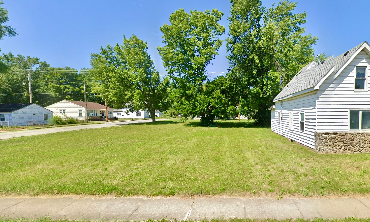 33 X 117 Sq ft. Residential City lot near Indiana Wesleyan University