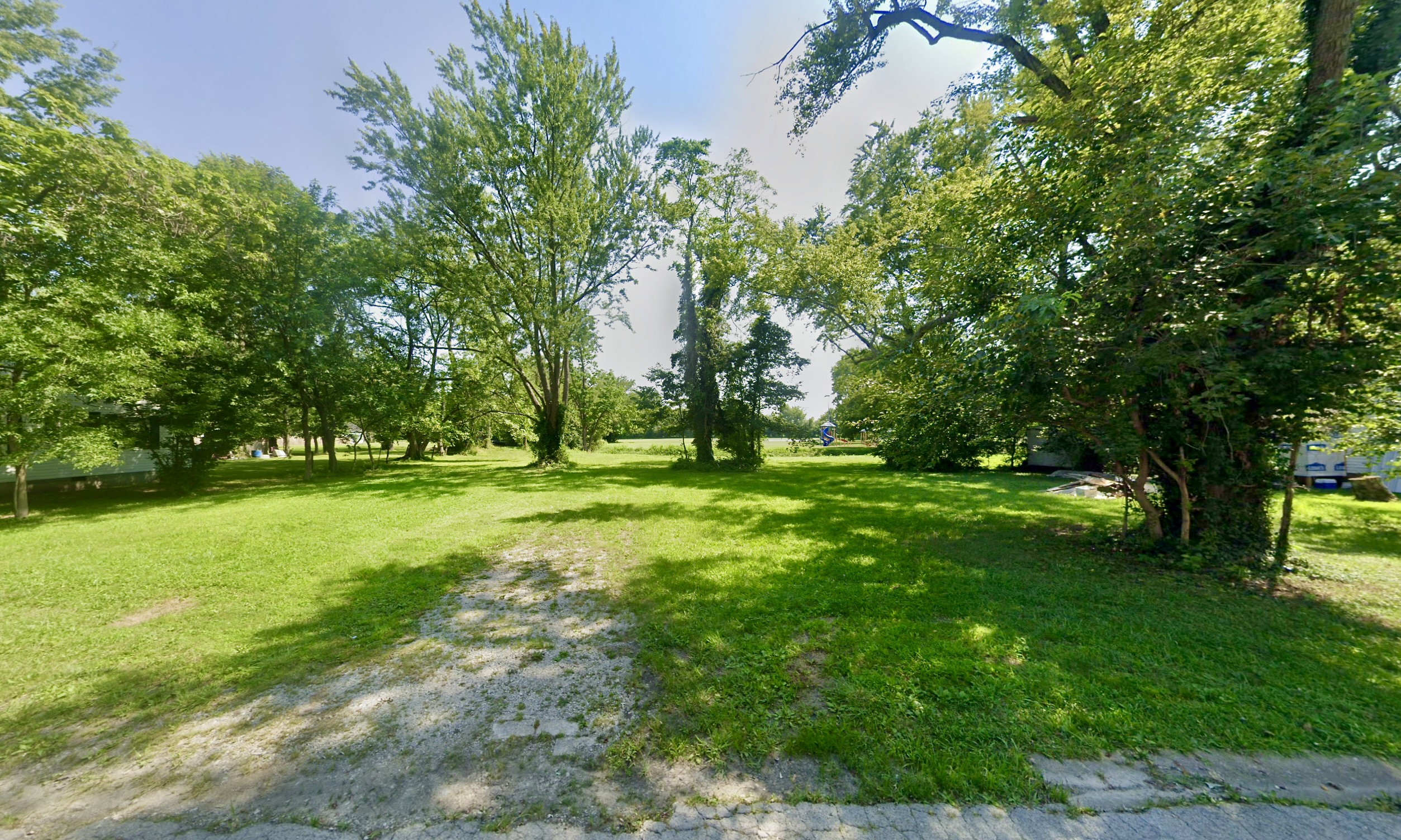 50 X 150 Sq ft in MOUNT VERNON, IL