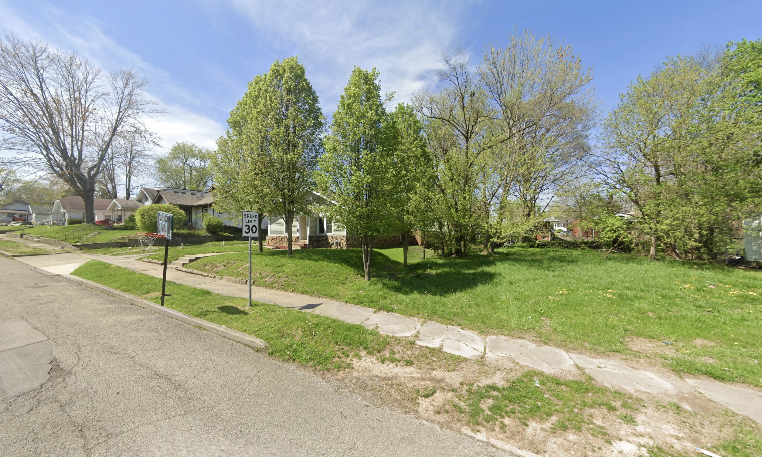 43 X 108 Sq ft. Residential City-lot in Anderson, IN, 38.4 Miles North-East of Indianapolis